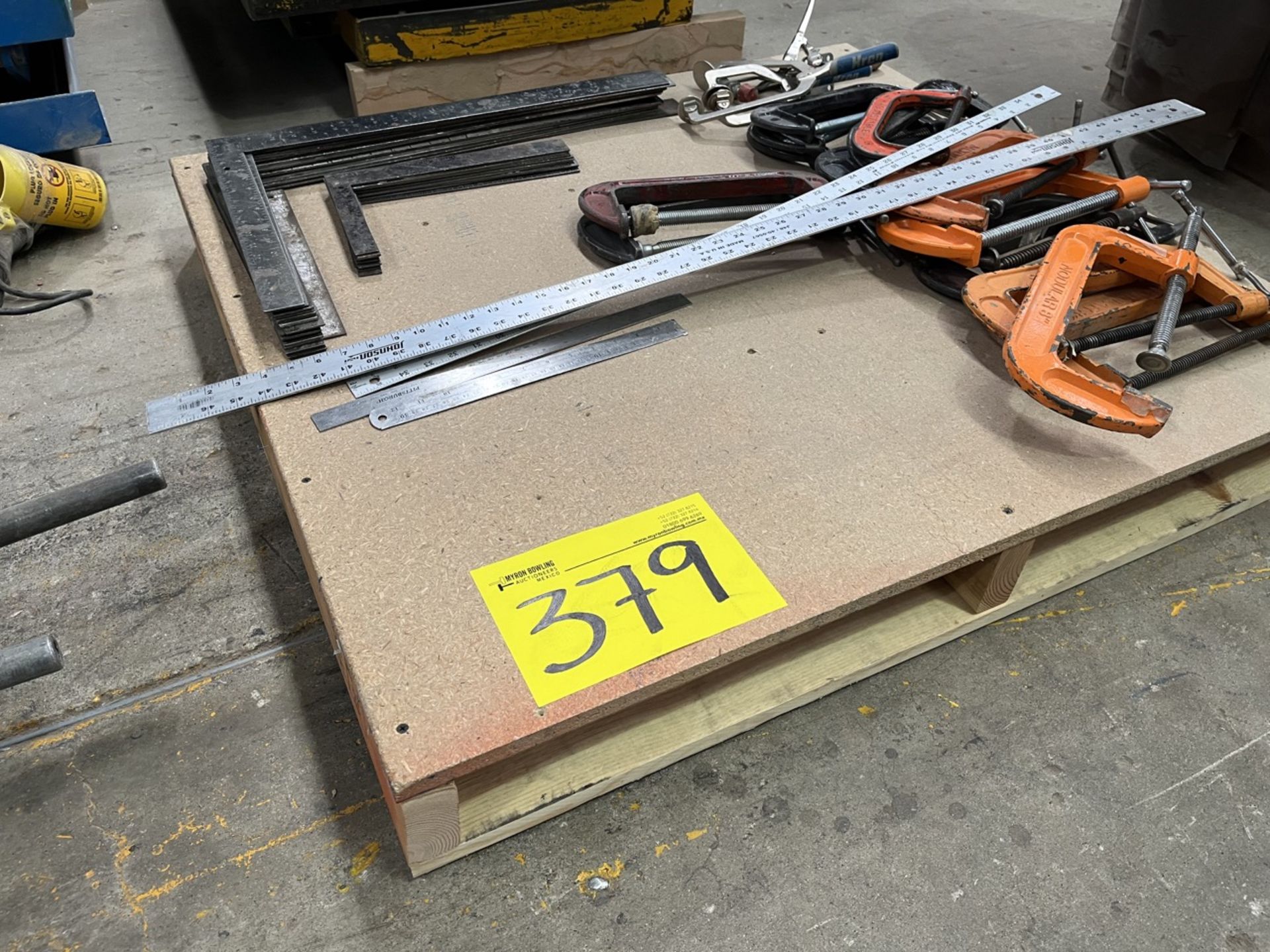 Lot of tool contains: metal squares and rulers, bench presses of different sizes; approximately 45 - Image 2 of 10