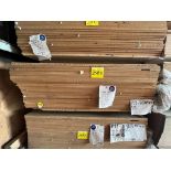 (NEW) Lot of 32 pieces of wood in 7/16 MDFWH material measuring 4 x 8 ft. / (NUEVO) Lote de 32 piez