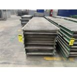 19 pieces of roller conveyor belt measuring approx. 79 cm wide x 3 m long. / 19 Piezas de banda tra