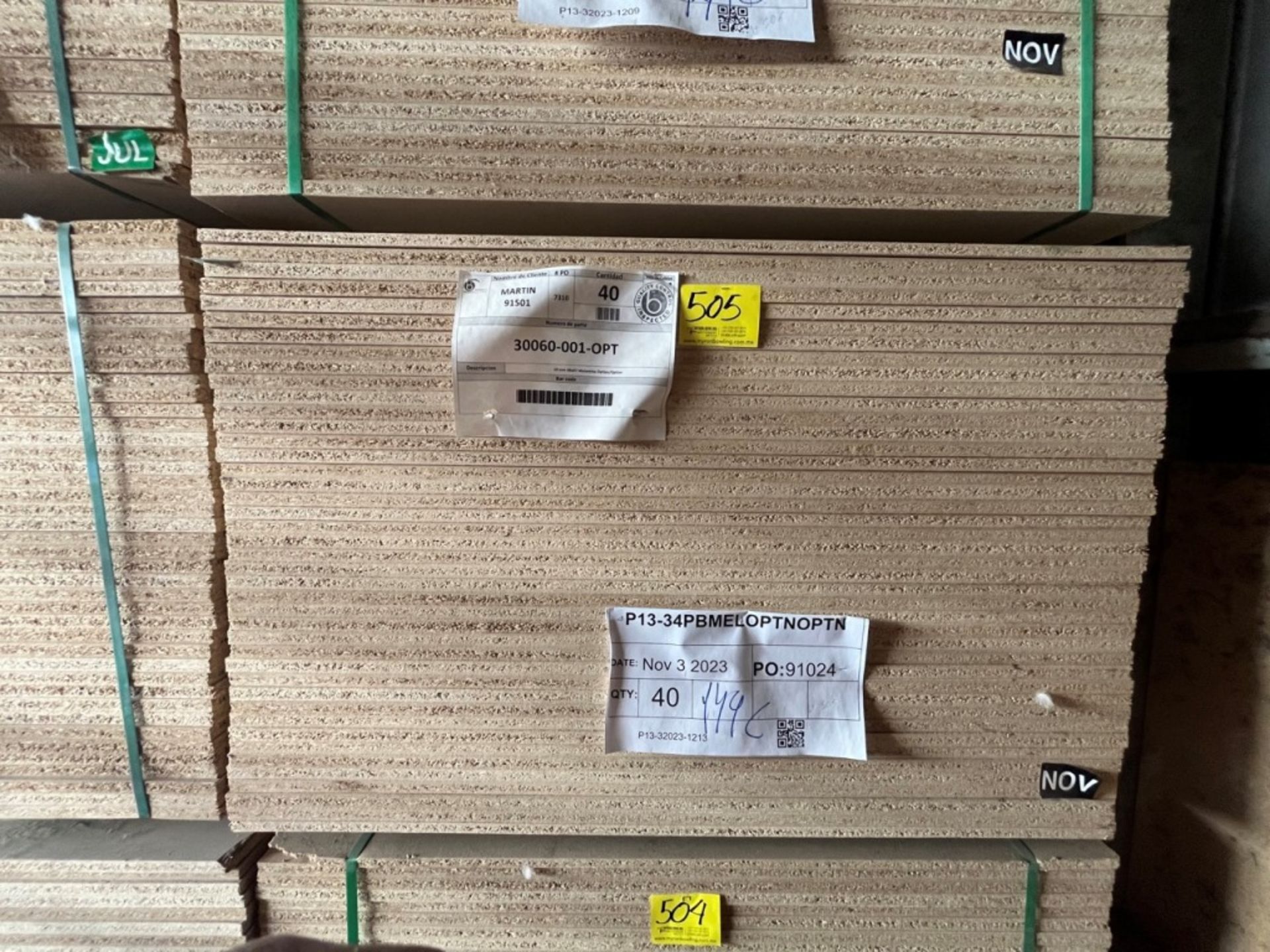 (NEW) Lot of 40 pieces of compressed wood in 3/4 PBMELOPTNOPTN material measuring 4 x 8 ft. / (NUEV