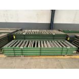 19 pieces of roller conveyor belt measuring approx. 79 cm wide x 3.05 m long each. / 19 Piezas de b