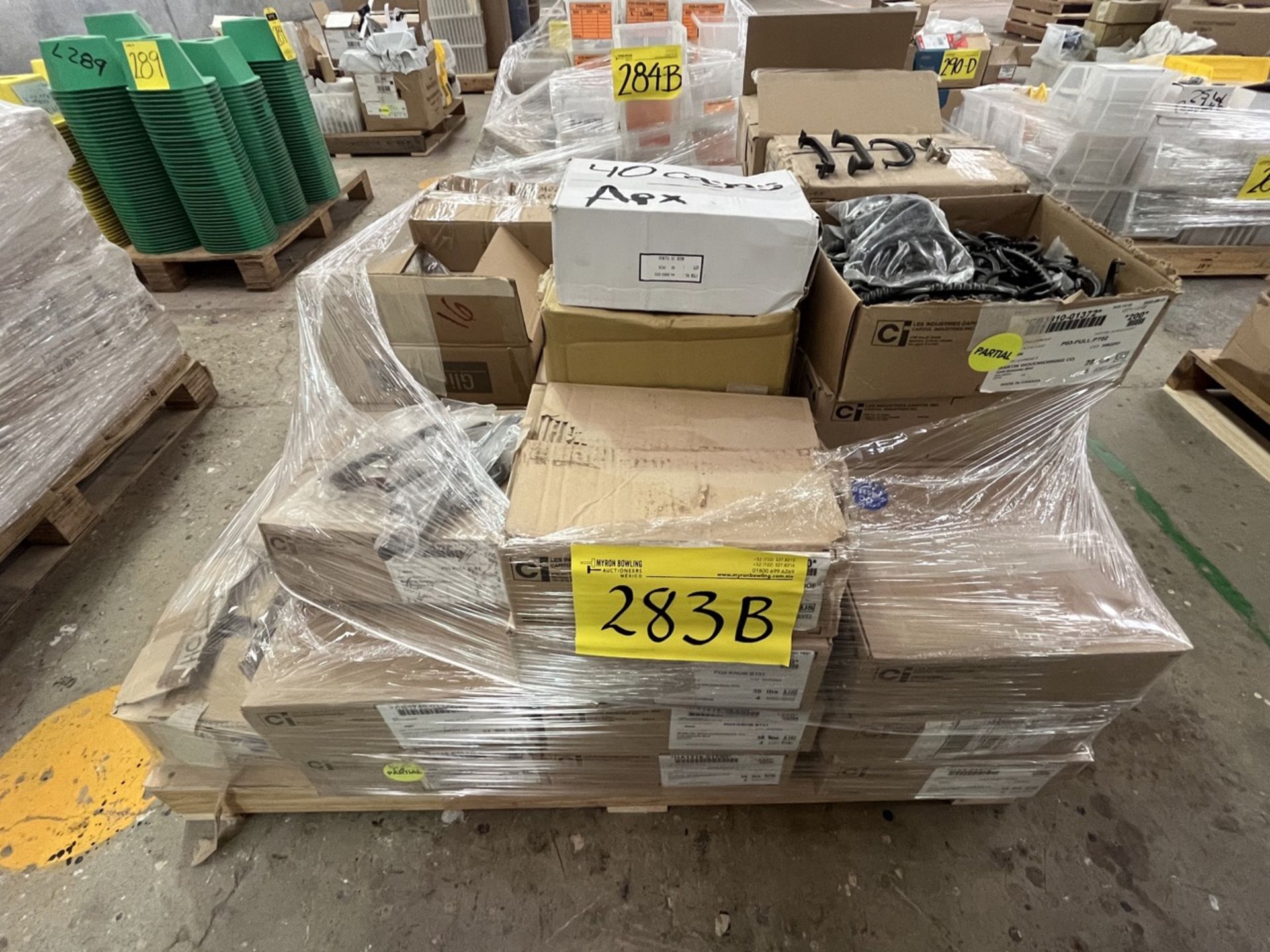 (NEW) Pallet with 40 boxes of pullers of different sizes and models, please inspect. / (NUEVO) Tari