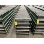 10 pieces of roller conveyor belt, each measuring approx. 62 cm wide x 3.65 m long / 10 Piezas de b