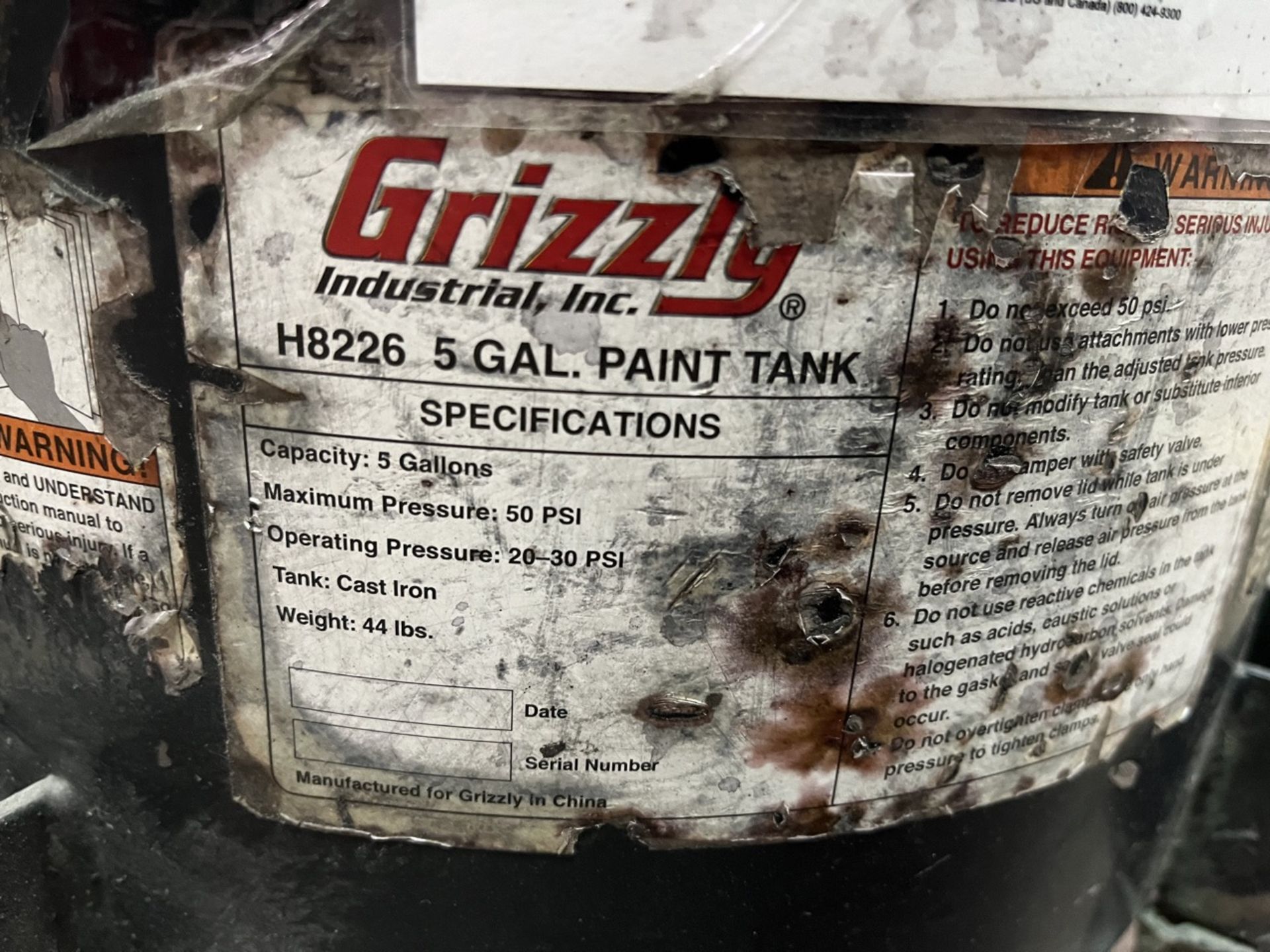 Grizzly High pressure galvanized steel paint tank with agitator, 5 gallon approx. capacity, Serial - Image 6 of 7