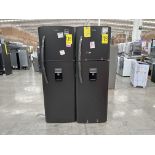 Lote de 2 Refrigeradores contiene: 1 Refrigerador con dispensador de agua Marca MABE, Modelo RMA300