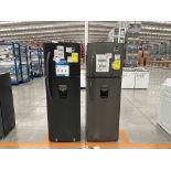 Lote de 2 Refrigeradores contiene: 1 Refrigerador con dispensador de agua Marca MABE, Modelo RMA300