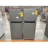 Lote de 2 Refrigeradores contiene: 1 Refrigerador Marca WHIRPOOL, Modelo WT123K, Serie 80843, Color