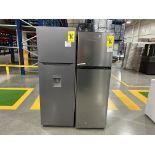 Lote de 2 Refrigeradores, contiene: 1 Refrigerador con Dispensador de Agua Marca WINIA, Modelo WRT1