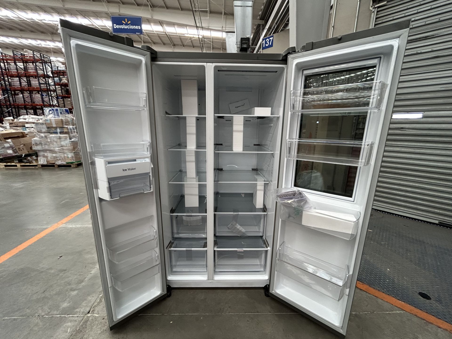 (NUEVO) Lote de 1 Refrigerador Marca LG, Modelo VS27BXQP, Serie D0L163, Color GRIS (Favor de Inspec - Image 4 of 5