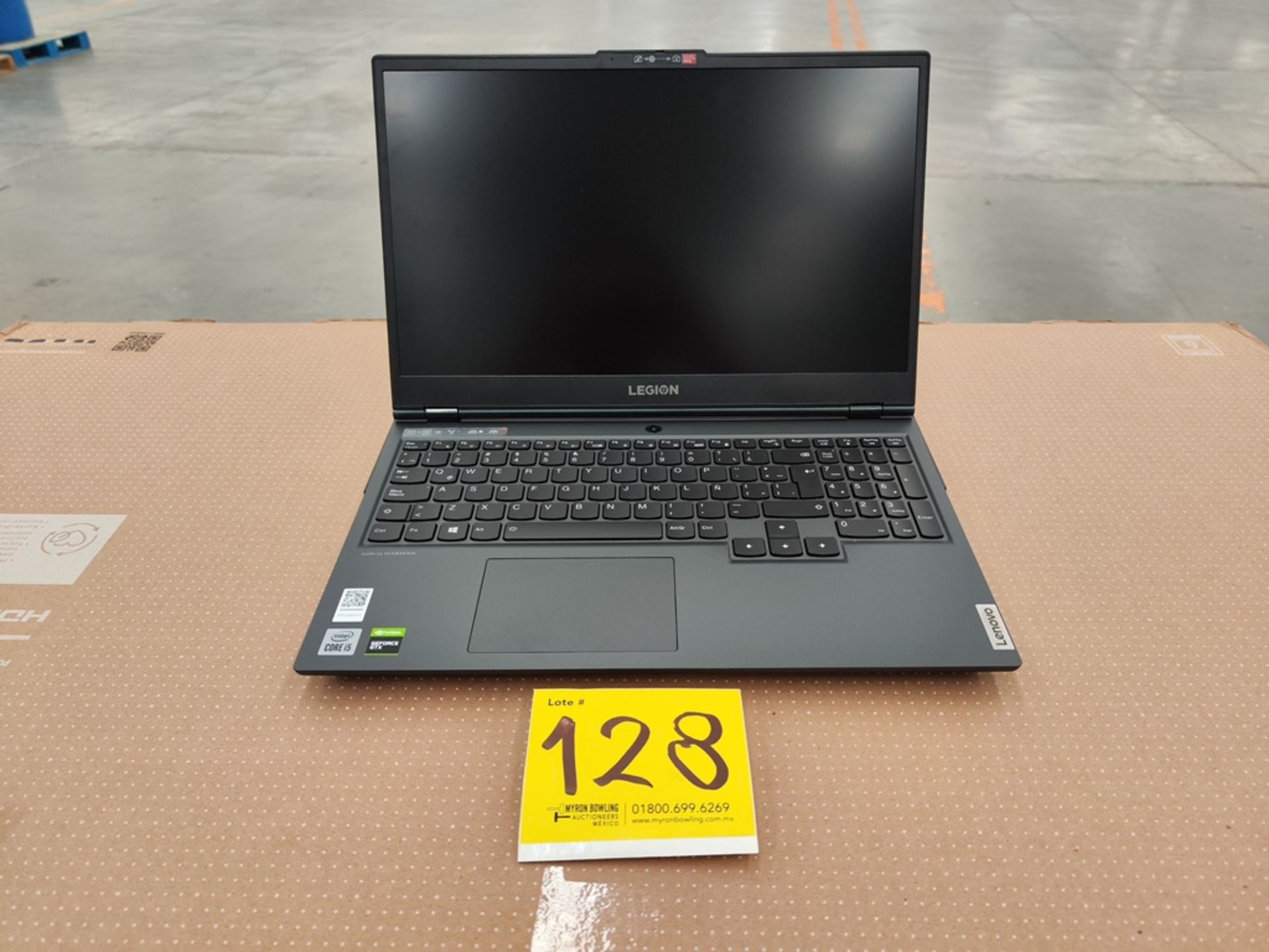 Lote de 1 laptop Marca LENOVO, Modelo LEGION 5 15IMHO5H, Almacenamiento 1 TB+128GB SSD 8GB RAM, Ser