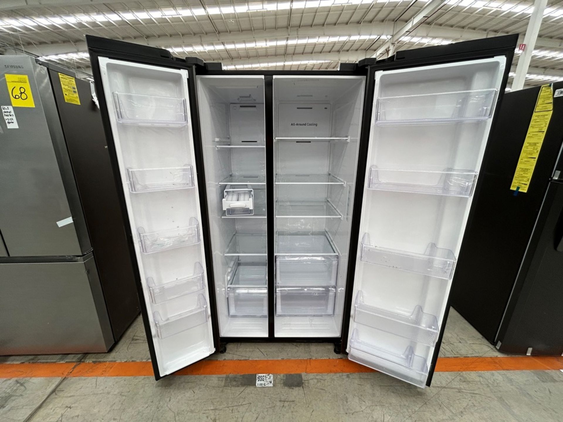 Lote de 1 Refrigerador Marca SAMSUNG, Modelo RS28T5B00B1, Serie 00437E, Color GRIS (No se asegura s - Image 5 of 6