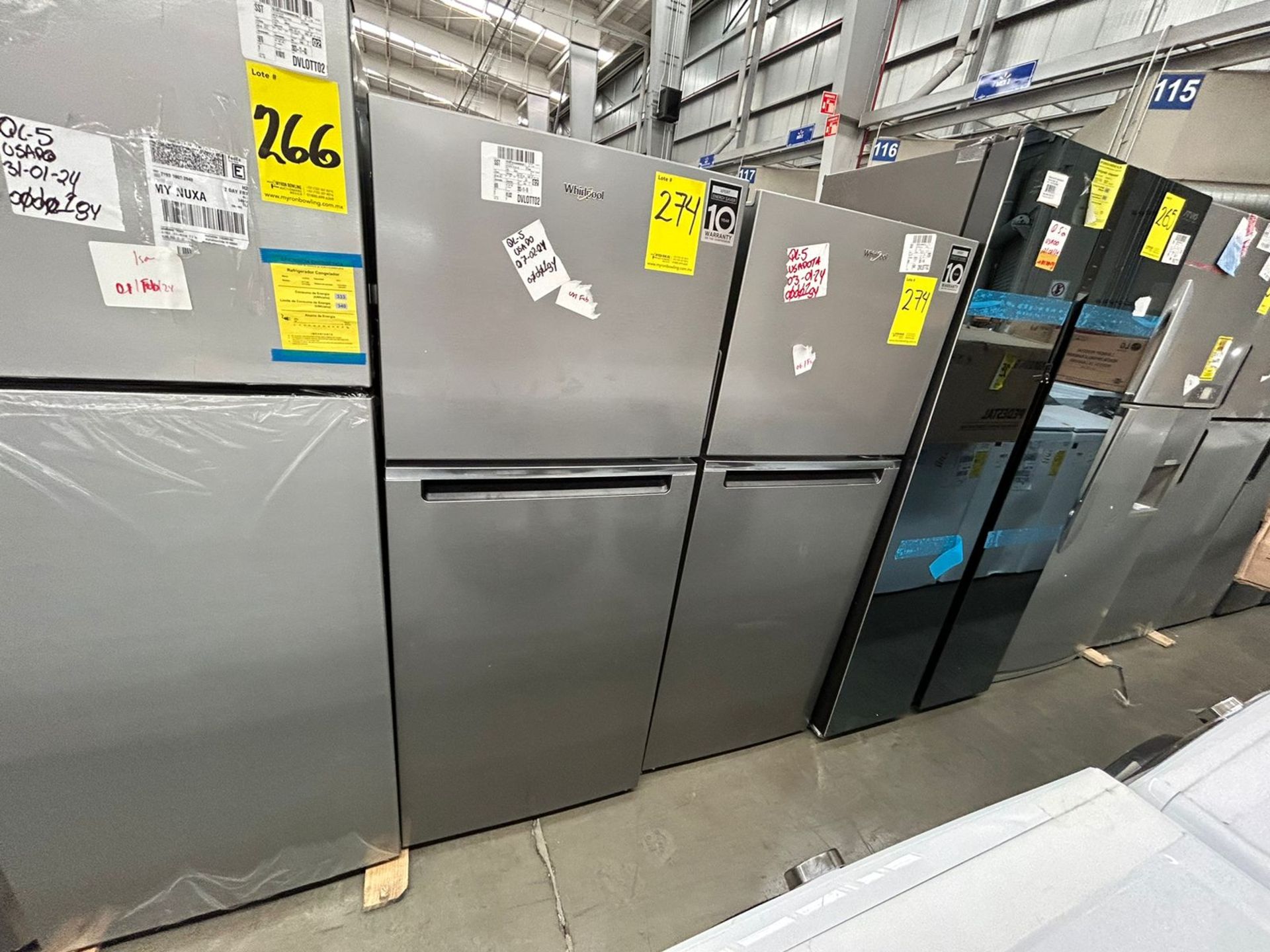 Lote de 2 Refrigeradores, contiene: 1 Refrigerador Marca WHIRLPOOL, Modelo WT1230K04, Serie 842648, - Image 3 of 5
