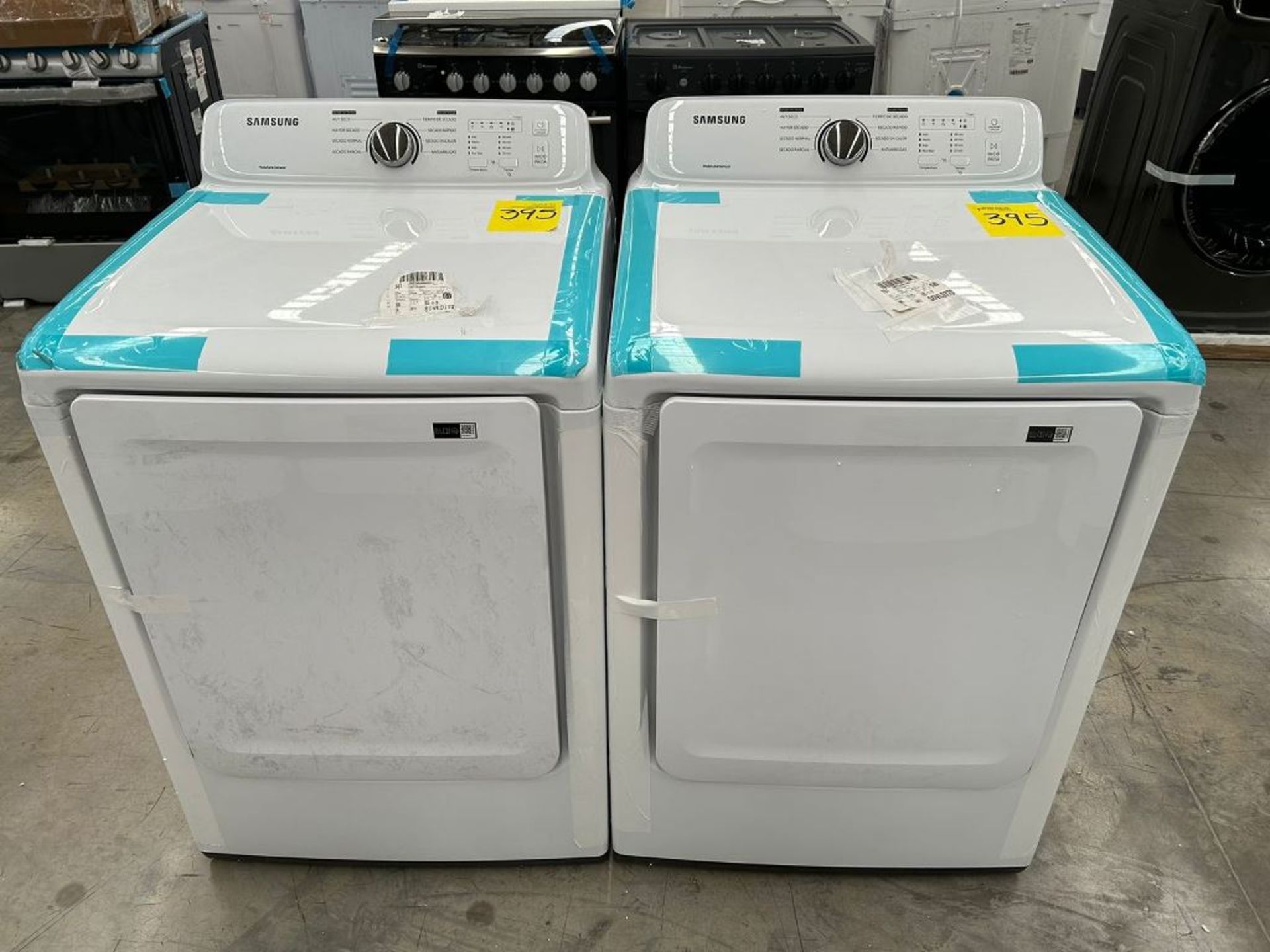 Lote de 2 Lavadoras, contiene: 1 Lavadora de 14 Kg Marca SAMSUNG, Modelo DVG24A3000W, Serie 401709T