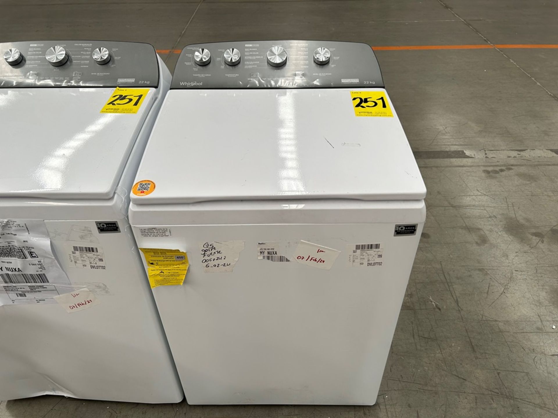 Lote de 2 Lavadoras, contiene: 1 Lavadora de 22 Kg Marca WHIRLPOOL, Modelo 8MWTW2224MPM0, Serie 062 - Image 4 of 6