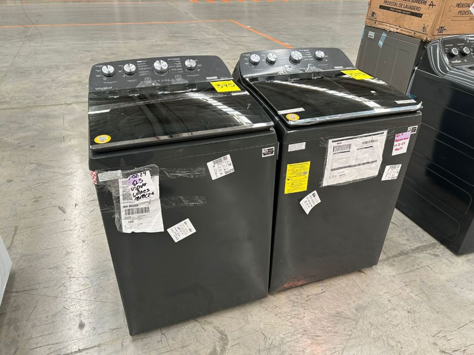 Lote de 2 Lavadoras, contiene: 1 Lavadora de 20 Kg Marca WHIRLPOOL, Modelo 8MWTW2024WLG0, Serie 543 - Image 2 of 6