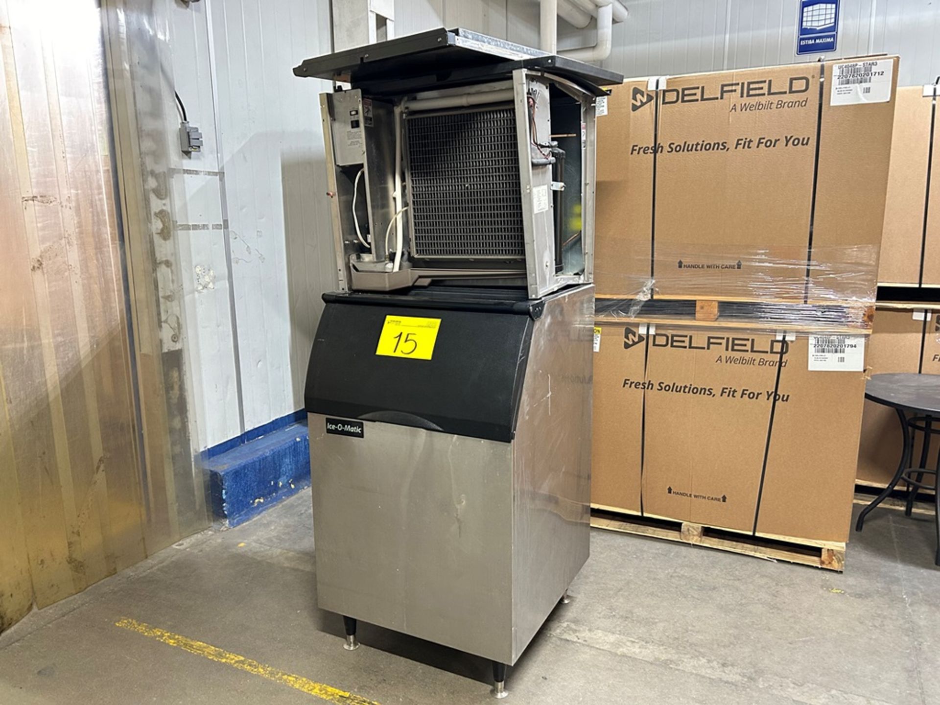 1 máquina de hielo con contenedor Marca ICE O MATIC, Modelo ICE1006HR4, Serie 10111280010035, Model - Bild 2 aus 6