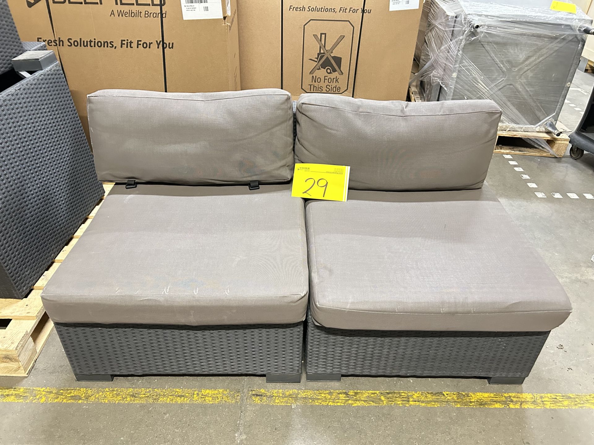 3 sillones de ratán para exterior (cojines incompletos) (Equipo usado)