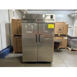 1 congelador vertical Marca true refrigerador, Modelo TA2R-2S, Serie 14448992, Medidas 210cmX88cm12