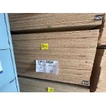 (NUEVO) Lote de 37 piezas de madera comprimida en material 3/4 CM de medida 4 x 8 ft.