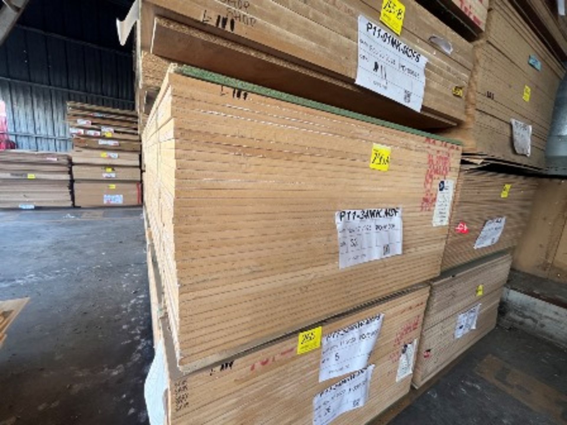 (NUEVO) Lote de 32 piezas de madera en material 3/4 MK.MDF de medida 4 x 8 ft. - Bild 2 aus 5