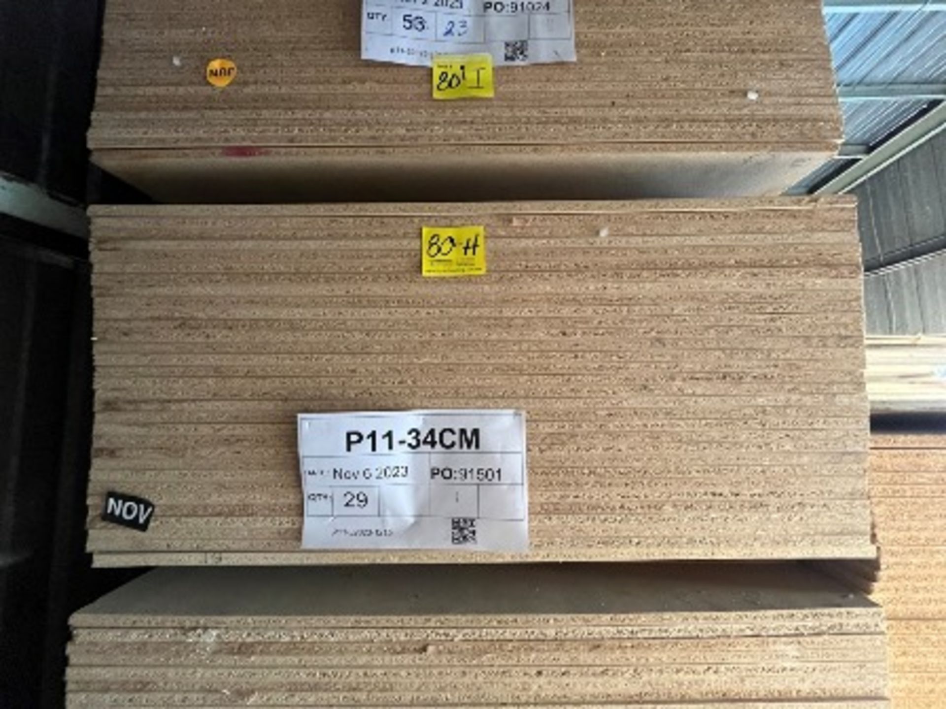 (NUEVO) Lote de 29 piezas de madera comprimida en material 3/4 CM de medida 4 x 8 ft.