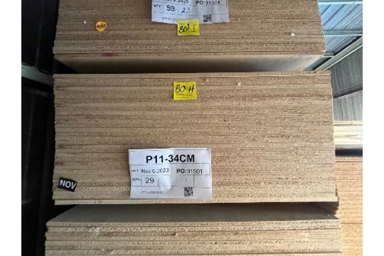 (NUEVO) Lote de 29 piezas de madera comprimida en material 3/4 CM de medida 4 x 8 ft. - Image 1 of 5