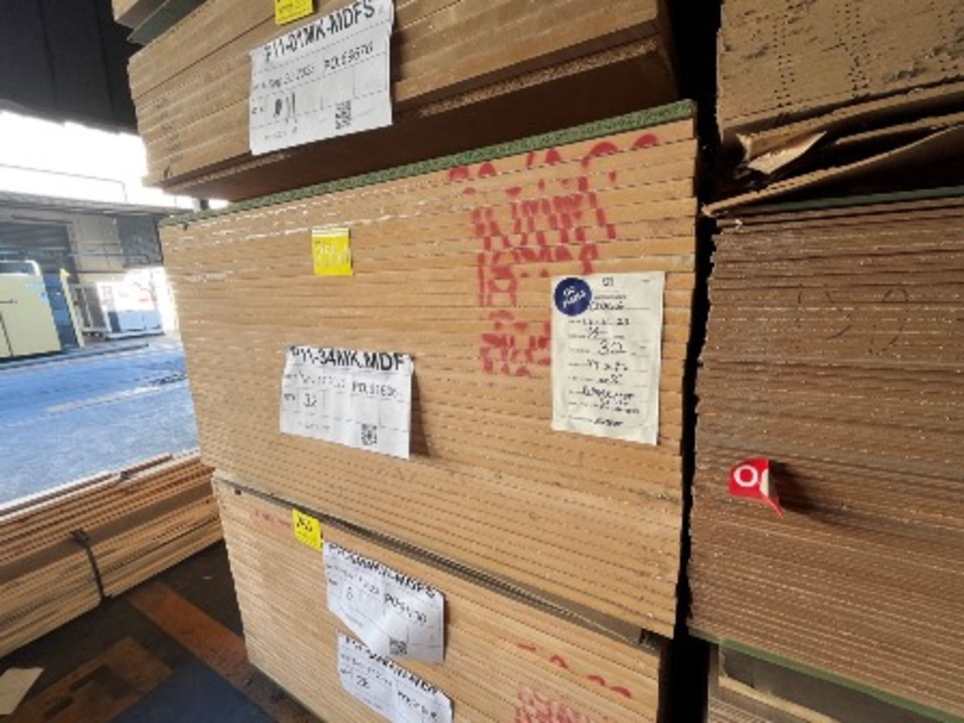 (NUEVO) Lote de 32 piezas de madera en material 3/4 MK.MDF de medida 4 x 8 ft. - Bild 3 aus 5