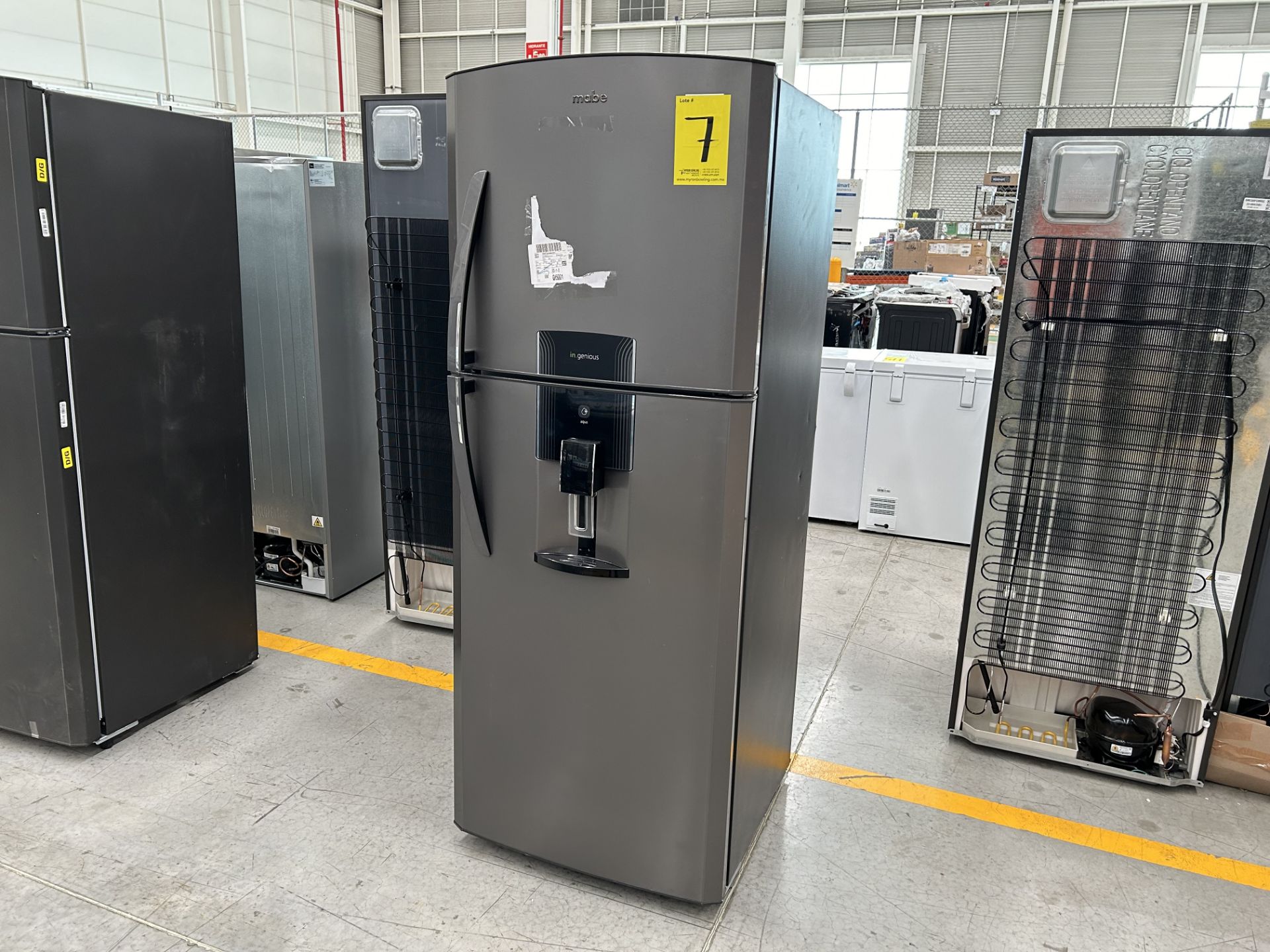 1 Refrigerador con dispensador de agua Marca MABE, Modelo RME360FDMRQ0, Serie 803864 Color GRIS (No - Image 2 of 5