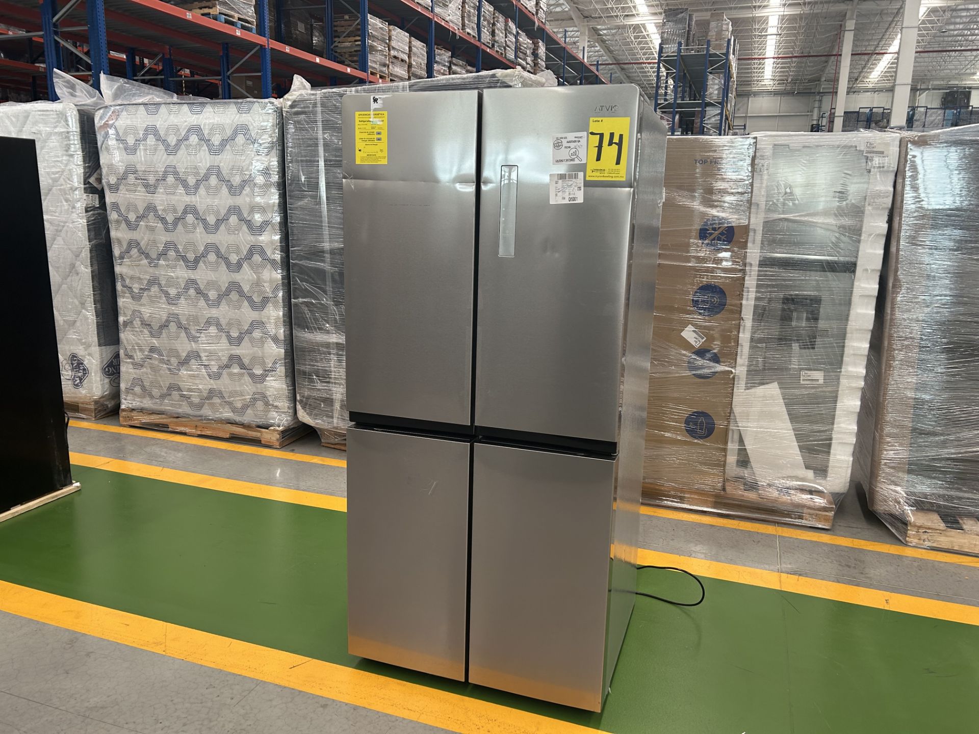 1 Refrigerador Marca ATVIO, Modelo AT17MD, Serie 160093, Color GRIS (No se Asegura su Funcionamient - Bild 2 aus 5