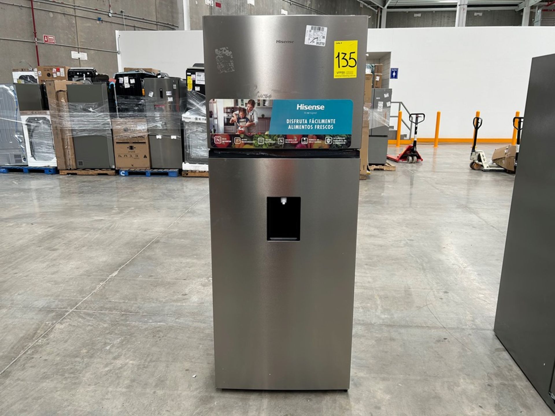 1 refrigerador con dispensador de agua Marca HISENSE, Modelo RT16N6CDX, Color GRIS (No se asegura s