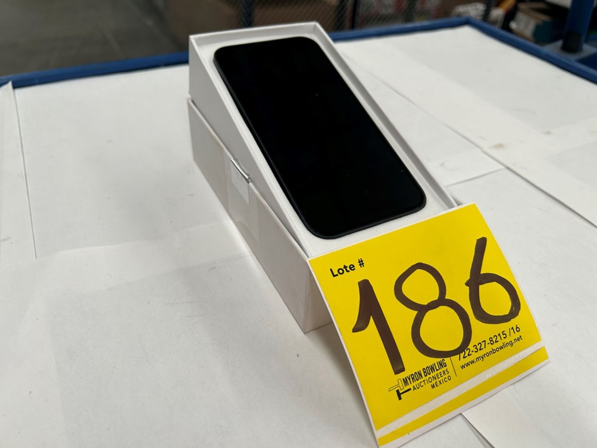 1 iPhone 12 de 128 GB, color NEGRO (Enciende, sin cuenta) IMEI 350225647982205 - Bild 2 aus 4