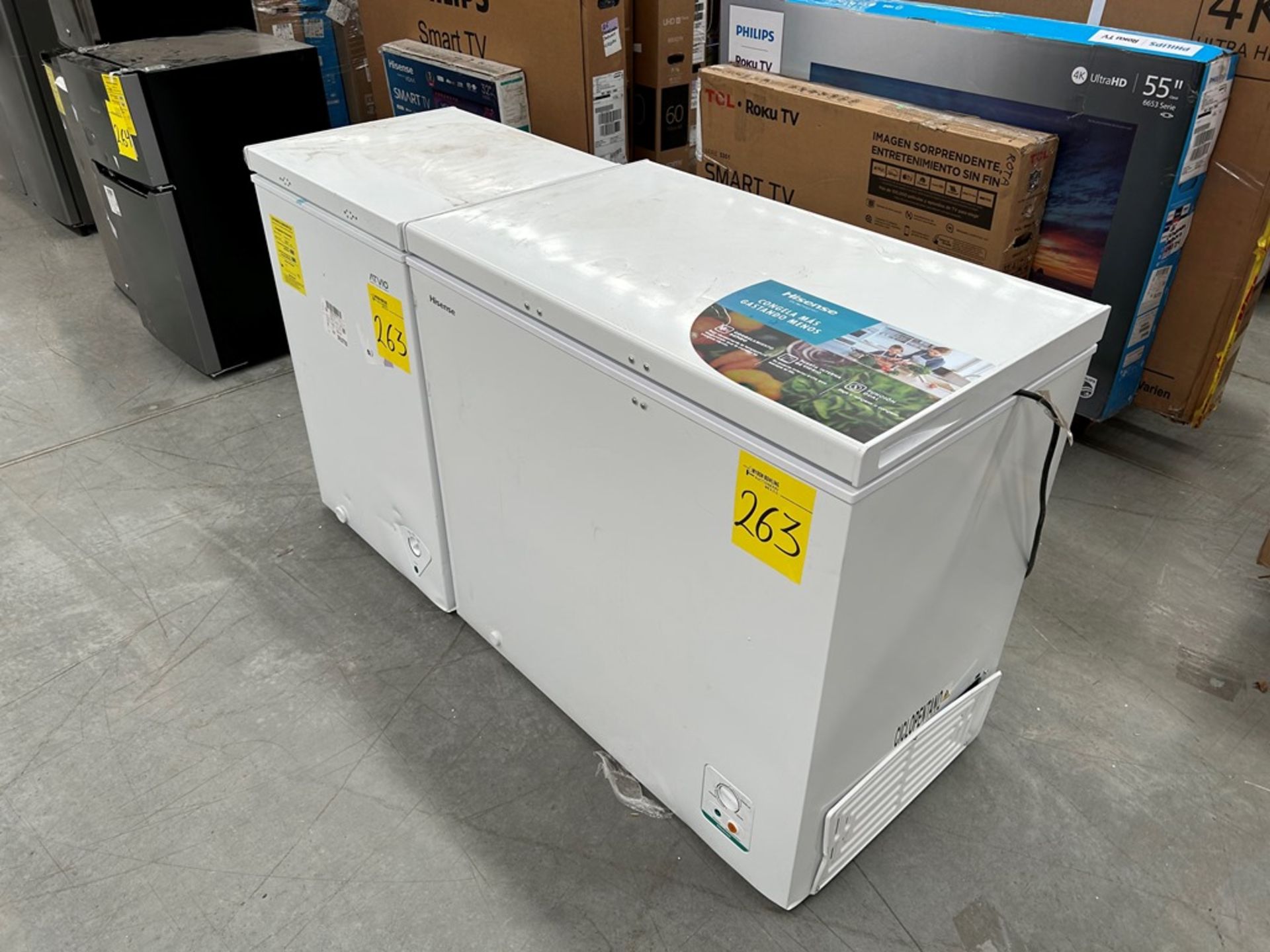 2 congeladores contiene: 1 congelador Marca HISENSE, Modelo FC70D6BWX, Color BLANCO; 1 congelador M - Image 2 of 6