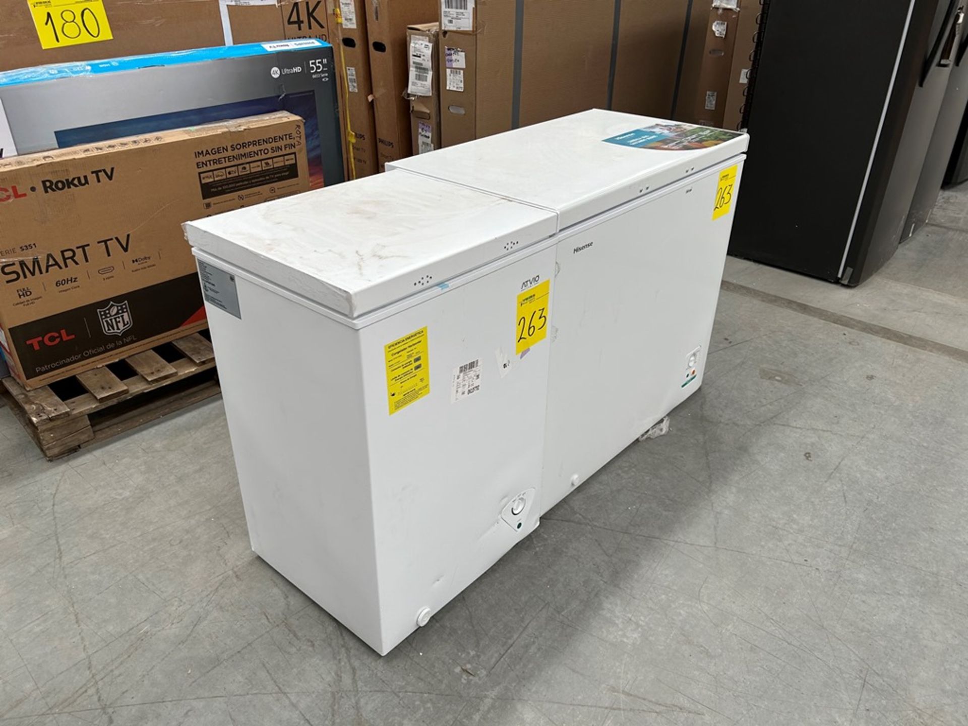 2 congeladores contiene: 1 congelador Marca HISENSE, Modelo FC70D6BWX, Color BLANCO; 1 congelador M - Image 3 of 6