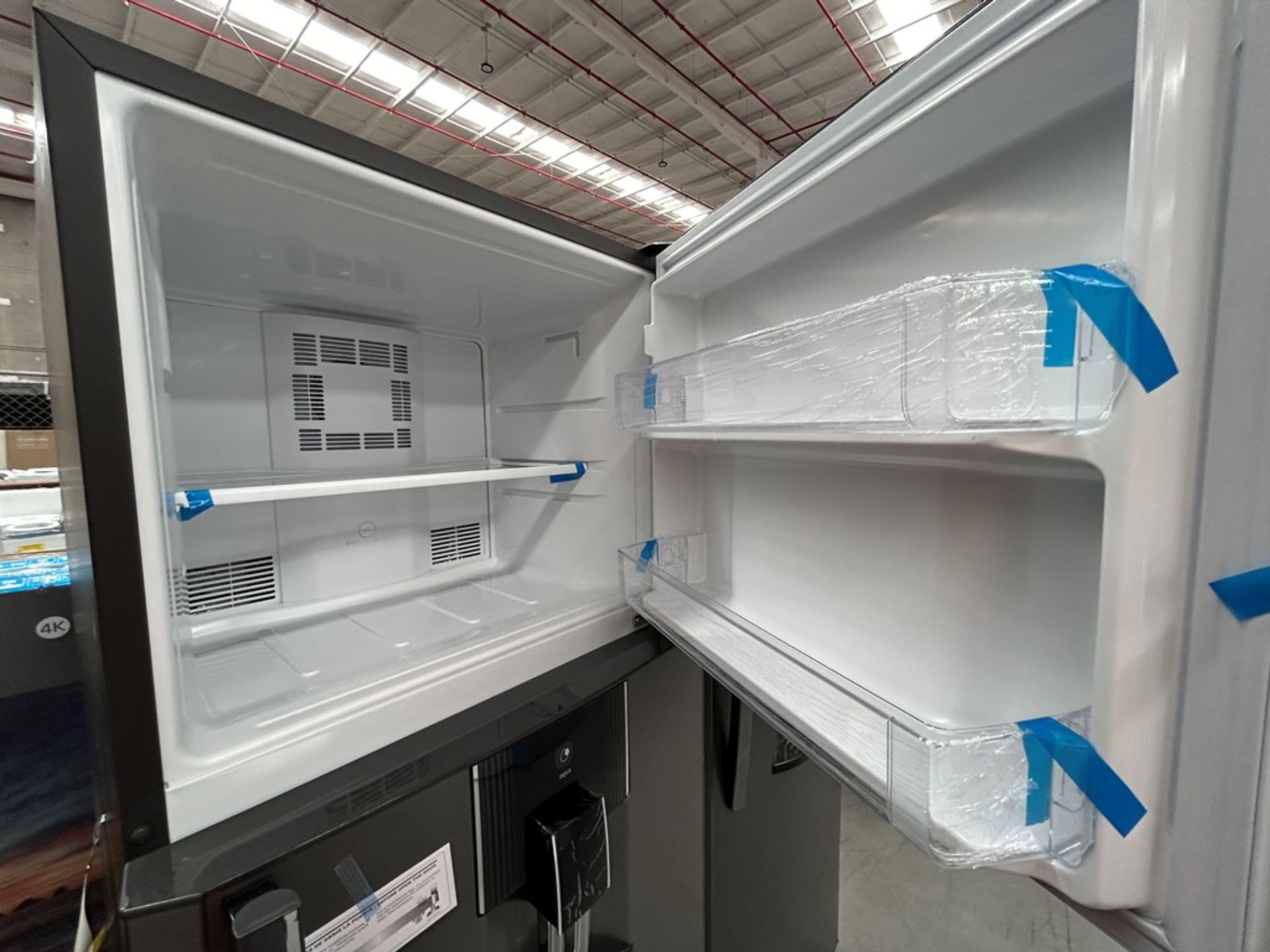 2 refrigeradores contiene: 1 refrigerador con dispensador de agua Marca MABE, Modelo RME360FDMRD, S - Image 4 of 8