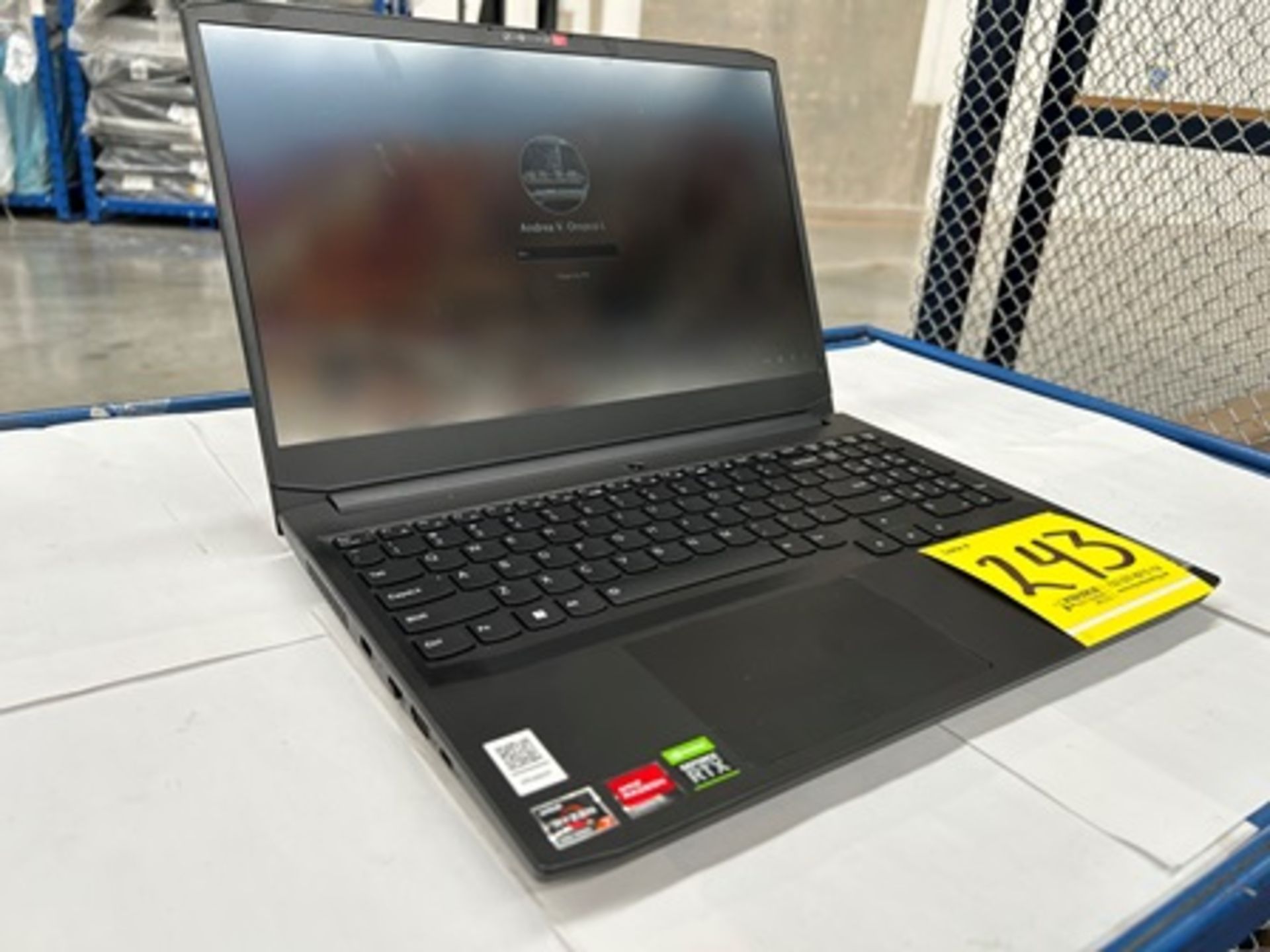 1 laptop Marca LENOVO, Modelo 82K2022WIN, Almacenamiento de 512 GB; RAM de 16 GB (Equipo de devoluc - Image 2 of 7