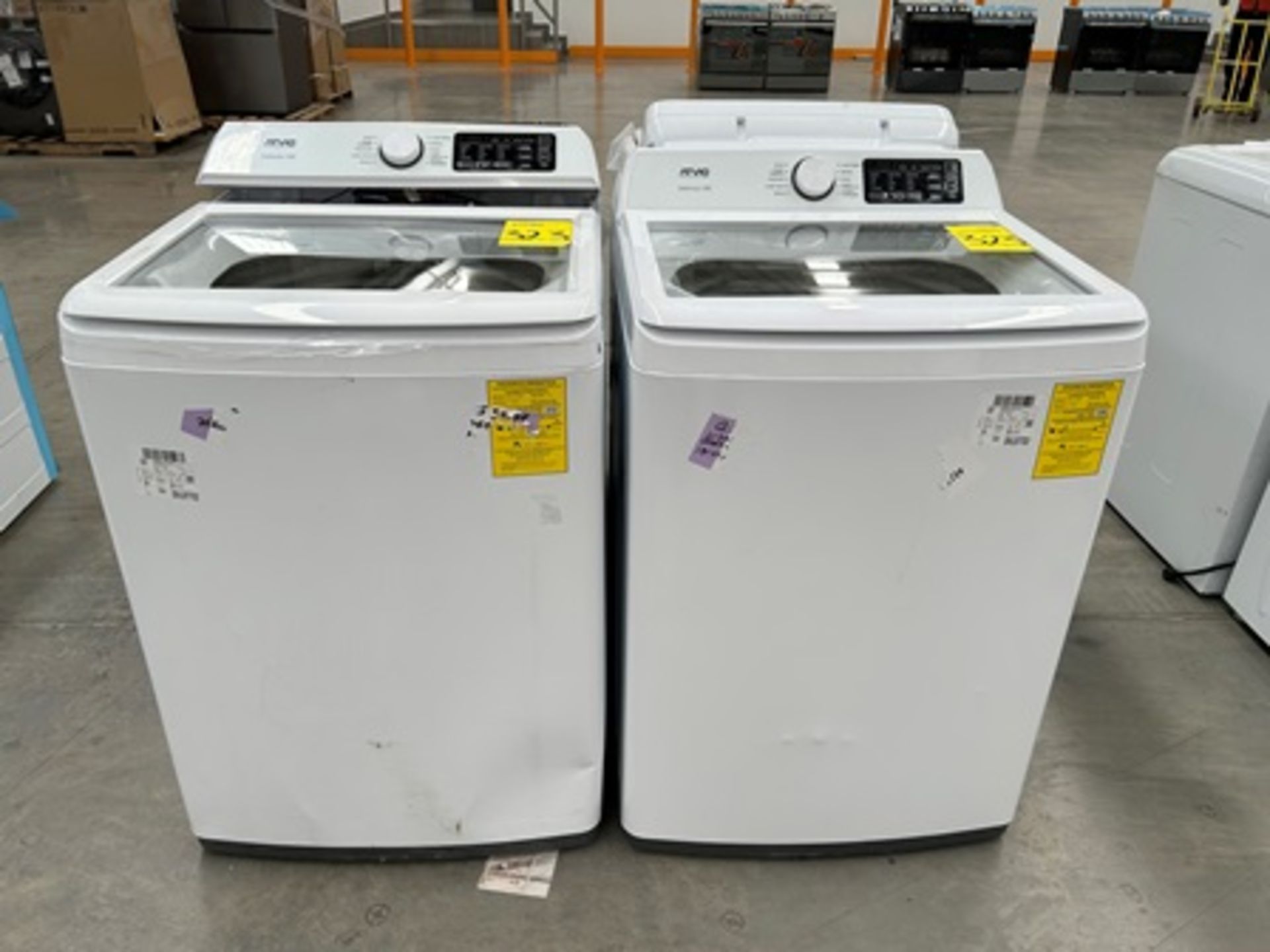 2 Lavadoras contiene: 1 Lavadora de 22 KG, Marca ATVIO, Modelo TL22KG, Color BLANCO; 1 Lavadora de