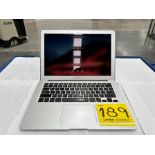 1 MacBook Air de 128 GB (enciende, con cuenta) (No se asegura su funcionamiento, favor de inspeccio