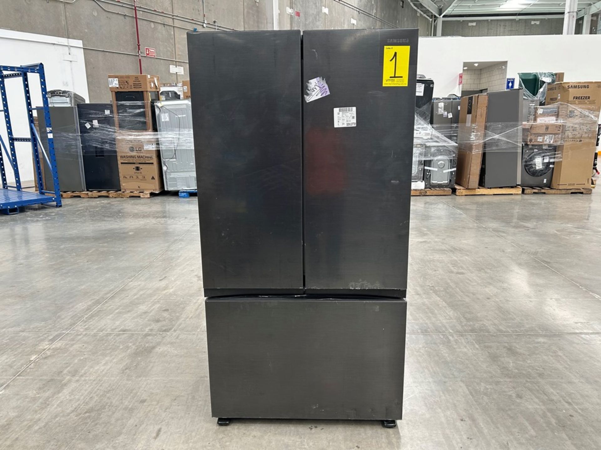 1 refrigerador Marca SAMSUNG, Modelo FR32CGN5N10B1EM, Serie 0027Z, Color GRIS (No se asegura su fun