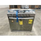 1 Estufa Marca WHIRLPOOL, Modelo WER3000D00, Serie 353572, Color GRIS (No se asegura su funcionamie