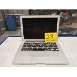 1 MacBook Air de 128 GB (No se asegura su funcionamiento, favor de inspeccionar)