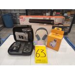 Lote de 4 piezas contiene: 1 cámara INSTAX MINI 12 lila con funda; 1 DRONE K3/E99PRO 4K DUAL CAMERA