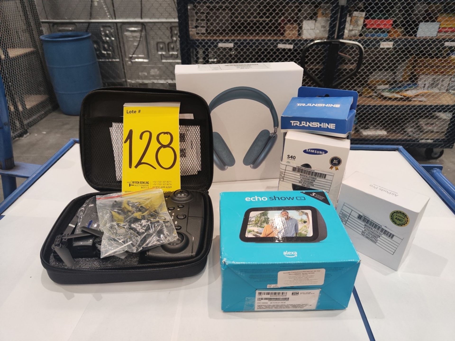 Lote de 6 piezas contiene: 1 Alexa ECHO SHOW 5; 1 audífonos de diadema genéricos; 1 DRONE K3/E99PRO