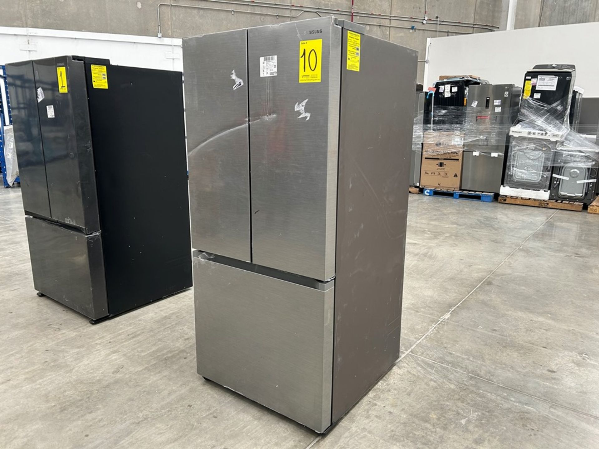 1 refrigerador Marca SAMSUNG, Modelo RF25C5151S9, Serie 0089E, Color GRIS (No se asegura su funcion - Image 2 of 5