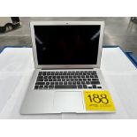 1 MacBook Air de 128 GB (No se asegura su funcionamiento, favor de inspeccionar)