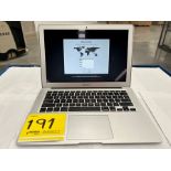 1 MacBook Air de 128 GB (enciende, sin cuenta) (No se asegura su funcionamiento, favor de inspeccio