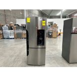 1 refrigerador con dispensador de agua Marca MABE, Modelo RMB520IBMRX, Serie 414315, Color GRIS (No