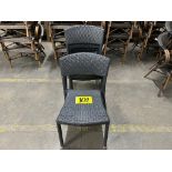 5 sillas de tipo ratán, color negro (Equipo usado)