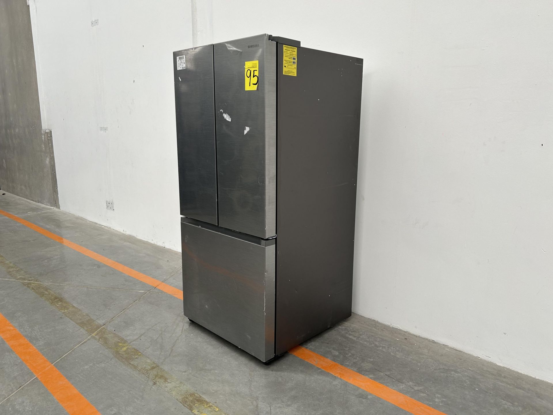 (NUEVO) Refrigerador Marca SAMSUNG, Modelo RF25C5151S9, Serie 00359T, Color GRIS - Image 2 of 4