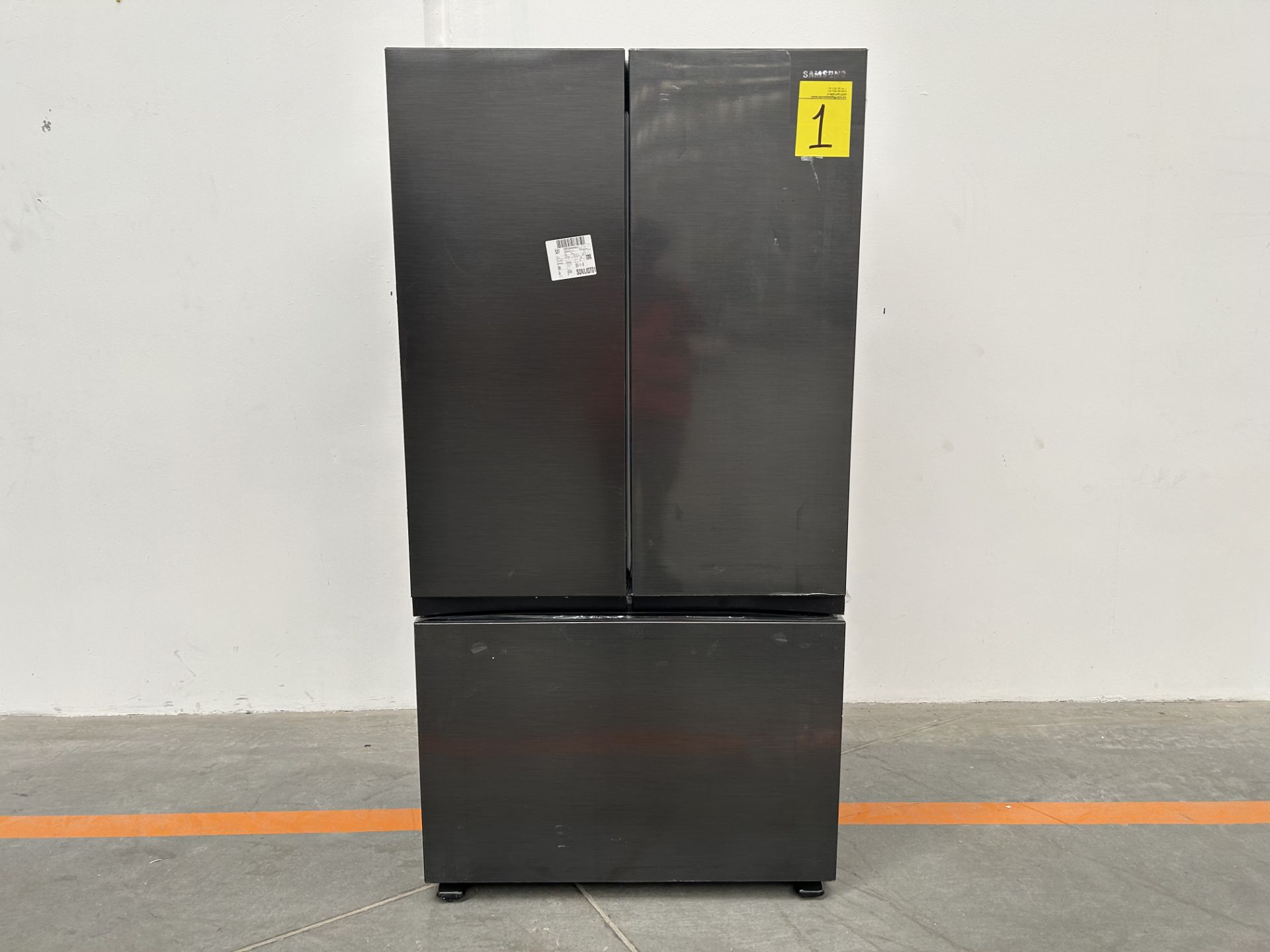 (NUEVO) Refrigerador Marca SAMSUNG, Modelo RF32CGN10B1EM, Serie 0639P, Color NEGRO