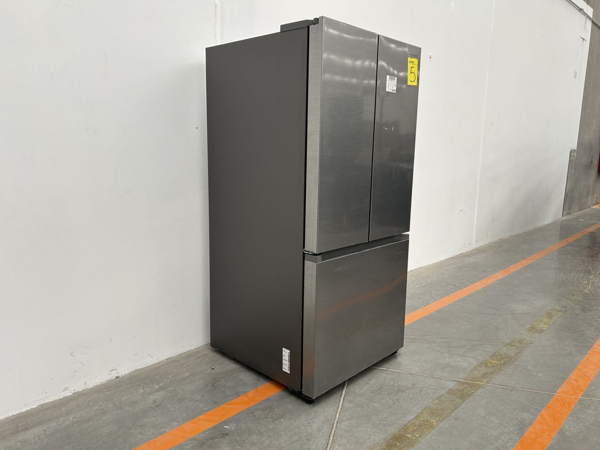 (NUEVO) Refrigerador Marca SAMSUNG, Modelo RF25C5151S9, Serie 00129J, Color GRIS - Image 3 of 4